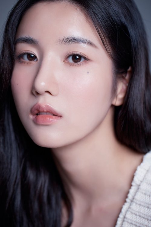 @woollim_ent: 은비 PROFILE IMAGE #권은비 #KwonEunBi #クォン・ウンビ #울림엔터테인먼트 #WOOLLIM