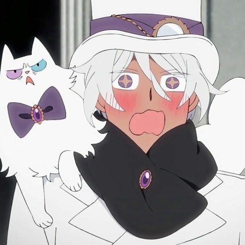 Silly White Haired Vampire Men >>>
