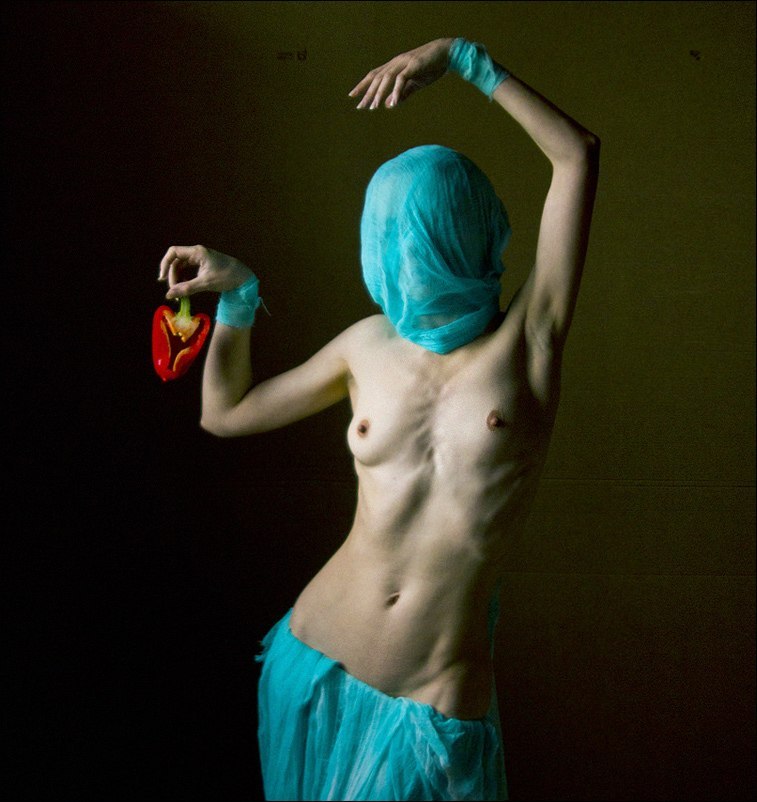 we present:©Nataly Koreshkova… as a photographer.best of erotic photography:www.radical-lingerie.com