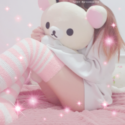 princesskittie:  Shy baby asking for cuddles~ (⁄⁄•⁄ω⁄•⁄⁄)(These