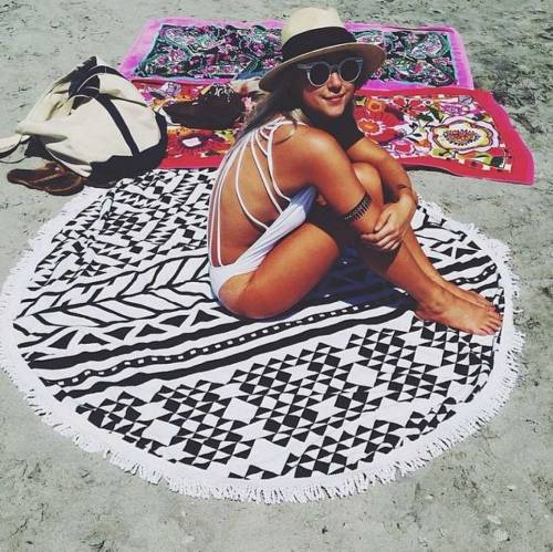 blogtenaciousstudentrebel:  Yoga Mat & Beach Towel  Donut //   Pizza Letter // Black and white Hamburger // Watermelon  Blue // Blue Red // Red 