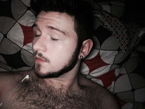 nosleepinmysystem:Here is a bed snap because I’m feeling absolutely sleepless