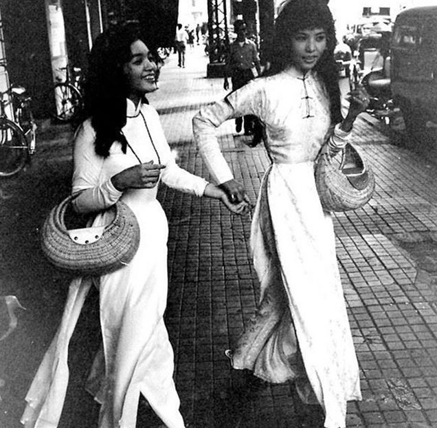 papermountainwoman:old saigon - life magazine 1961