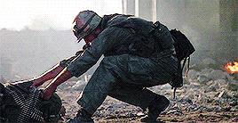coolbisexual:  I’m in a world of shit.. yes. But I am alive. And I am not afraid.Full Metal Jacket (1987) Dir: Stanley Kubrick