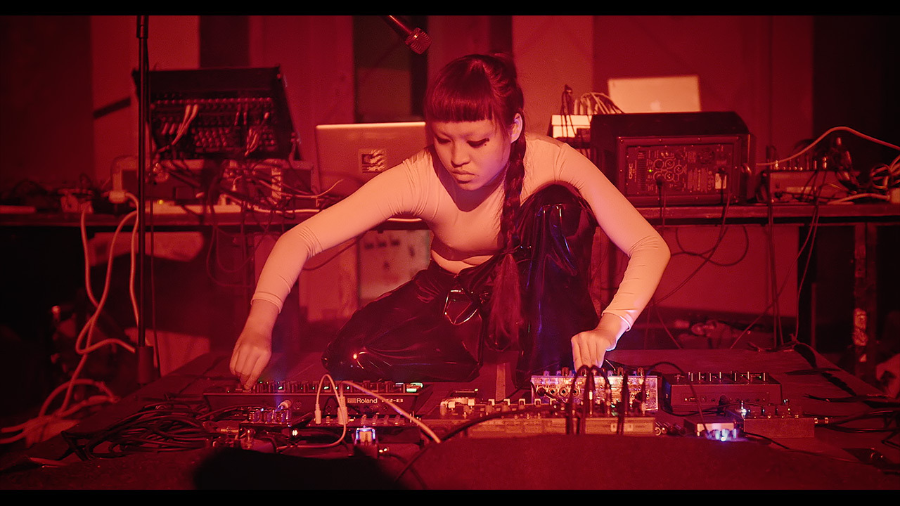 unbossed: musicktoplayinthedark:  Women in Experimental Music : - Beatriz Ferreyra