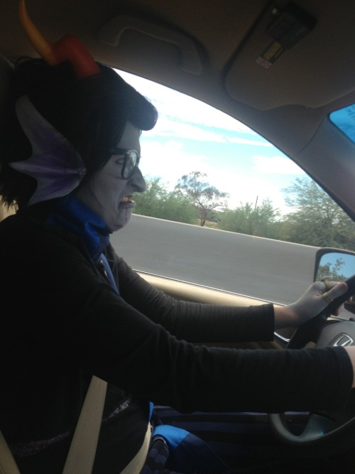 warpy:itsa-sekret:askahomestuckfanatic:askdatcosplayer:chihirojones:vroom vroomEridan on his way to 