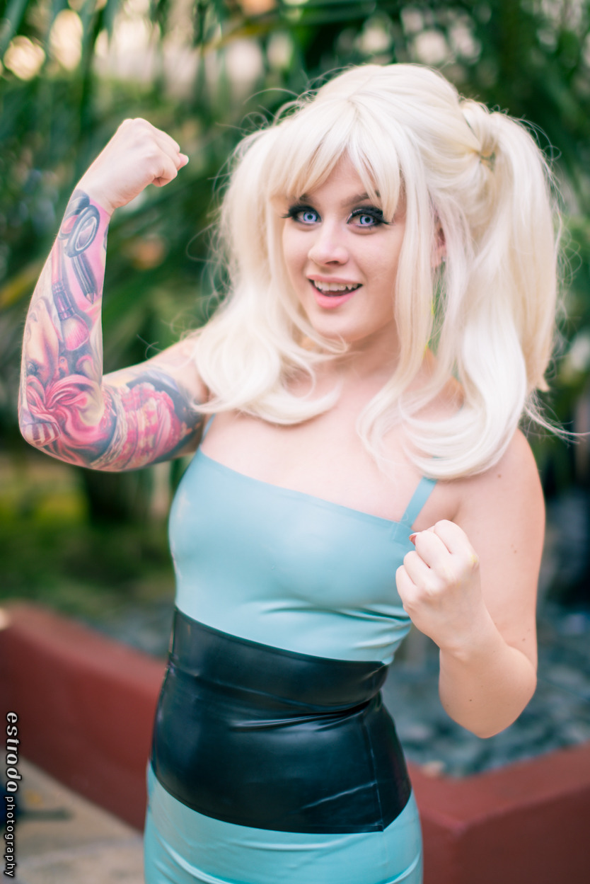 xnickyurinex:  The Powerpuff GirlsPhotographer: Estrada PhotographyCosplayers: Kelly