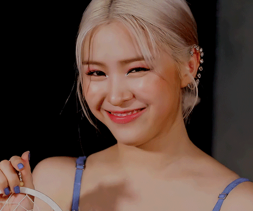 ryudaeng:that precious smile