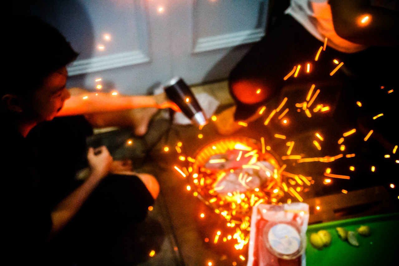 Using a hairdryer to cook fish