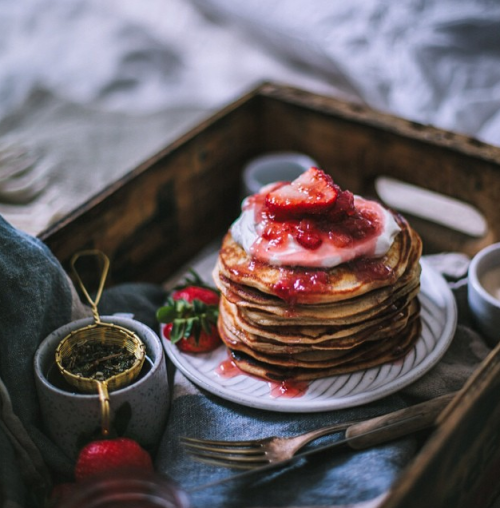 kateoplis:‘morning, Eva Kosmas Flores