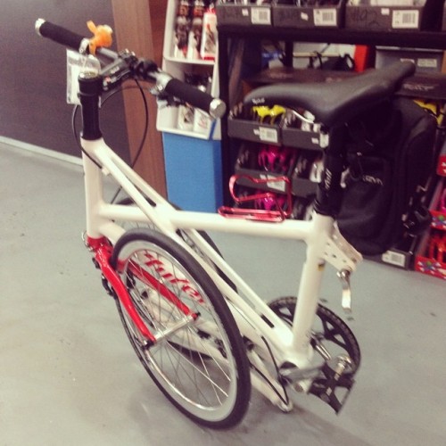 Finally my #Tyrell FX foldable bike arrived. Ready for cycling. (at My Bike Shop At Midview City)