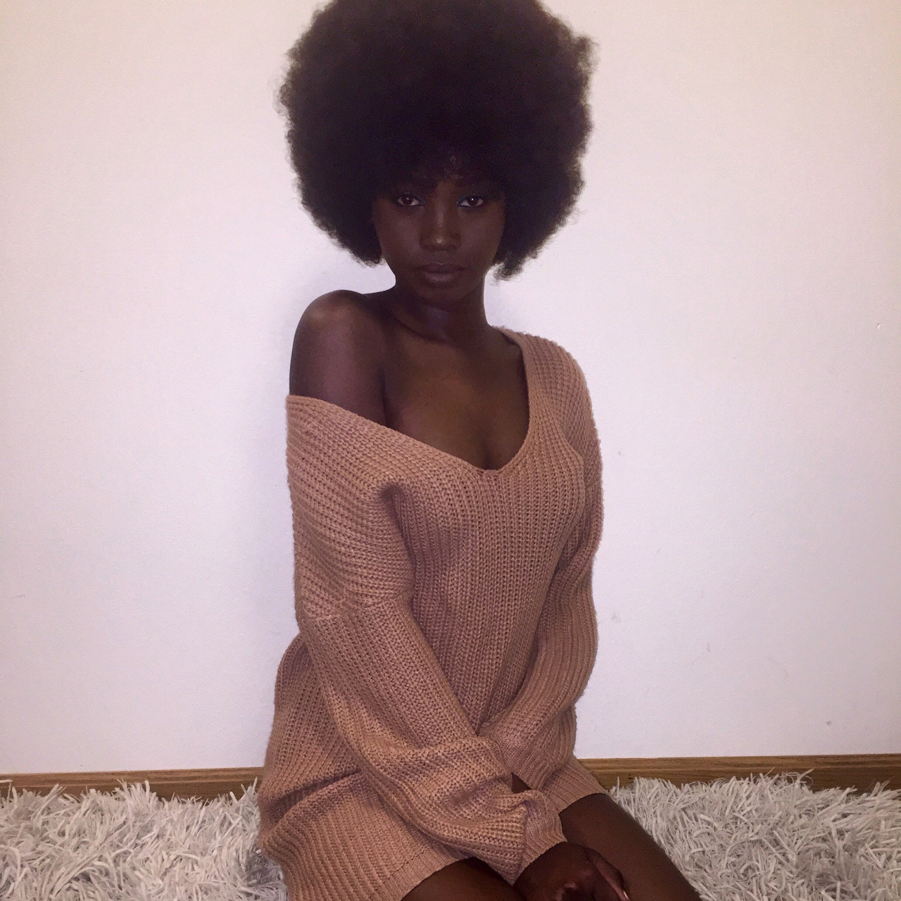 the-perks-of-being-black:    “May the Glow always be in your favor” - Jessica