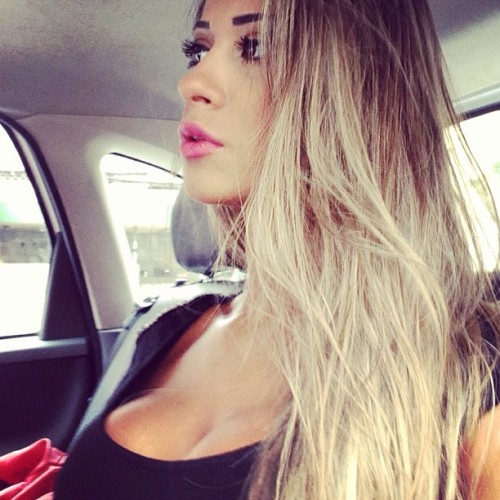 hellyeahstaybeautiful:  hellyeahstaybeautiful 