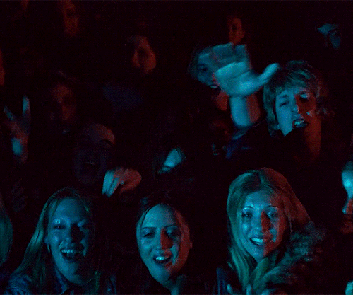 DAILYFLICKS 30K EVENT: FAVORITE 90s FILM PER MEMBER VELVET GOLDMINE (1998) Sonny (@fathermax)