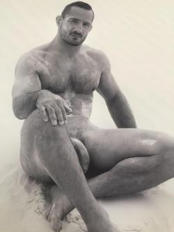 stefparis9:  Sylvain Potard. Dieux du stade