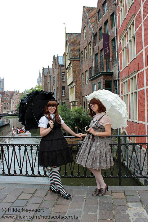 Matching parasols