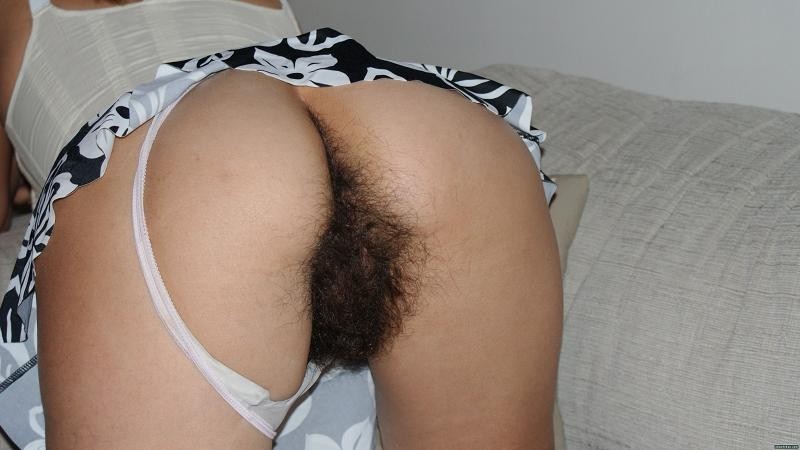 hairywomenrock:  Hairy backside!!!  Perfect ass!