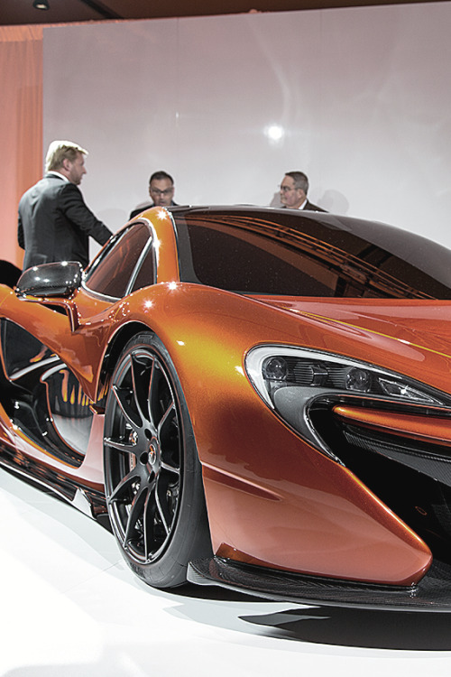 upscales:  McLaren P1 | Credit 