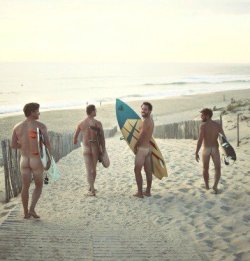 Going surfing&hellip;. Nude ofcourse 😊