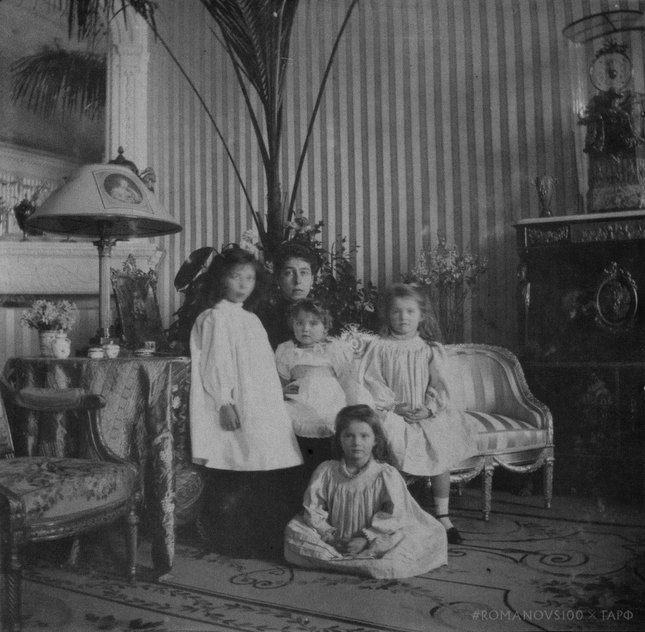 princesselisabethofhesse:  Princess Elisabeth of Hesse with her Russian cousins (Olga,