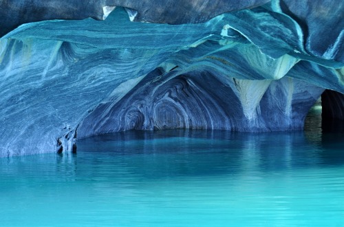 ponderation:  Marble Caverns, Chile by Jorge Leon 