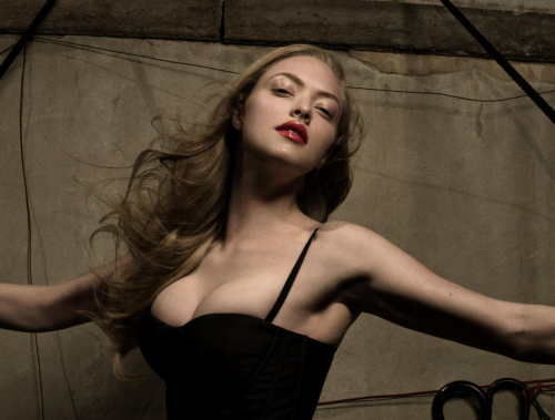 dananod:ratingcelebtits:Our next reviewee is Amanda Seyfried. I didn’t quite expect this, 