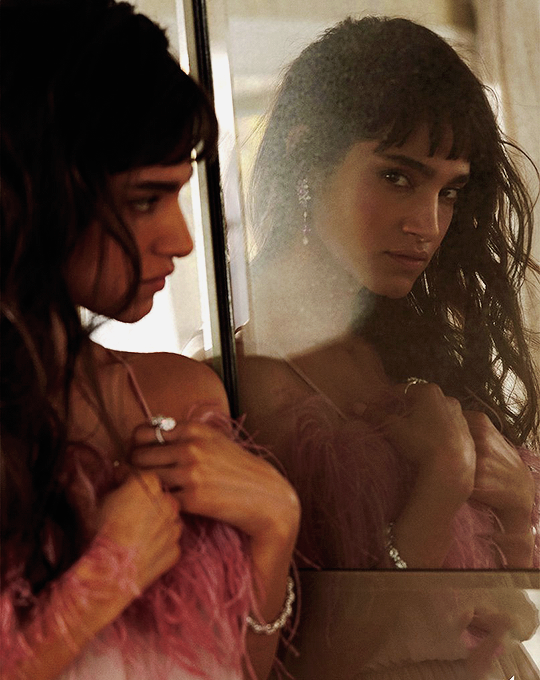 tmh-gloucester:    Sofia Boutella    by Mona Kuhn for C Magazine, 2017