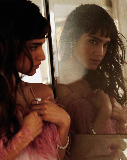 tmh-gloucester:Sofia Boutellaby Mona Kuhn for C Magazine, 2017