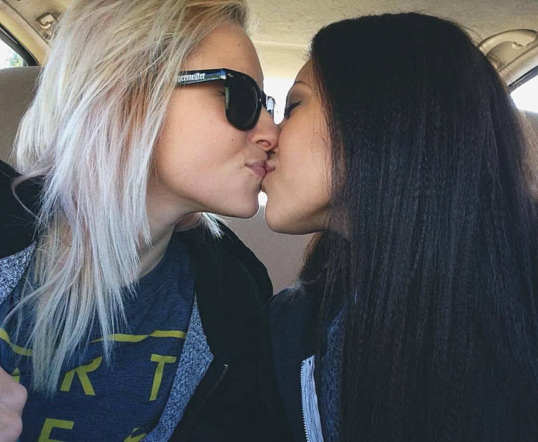 Heylesbianlove