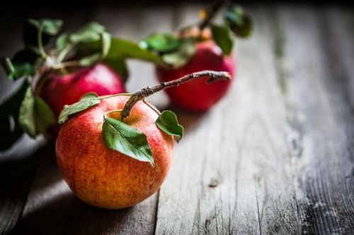 ayshaelloriene: Farm raised apples on wooden background by Alena Haurylik on 500px