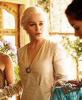 rubyredwisp:  Daenerys Targaryen’s outfits (in order of appearance) 