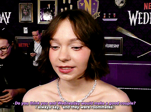 JENNA ORTEGA & EMMA MYERS Bffs And #1 Wenclair Shippers