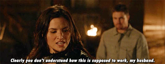 awe-licity:  Oliver and Nyssa, husband and wifeHAHAHAHAArrow 4x13 - Sins of the Father