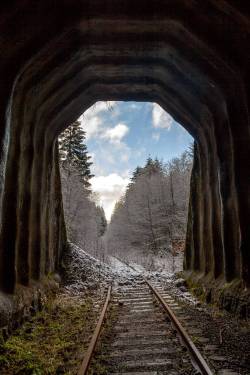 destroyed-and-abandoned:  Tunnel portal on