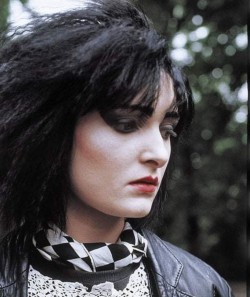 Sex legendarytragedynacho:Siouxsie Sioux pictures