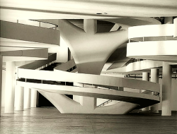 danismm:São Paulo Biennial, Oscar Niemeyer