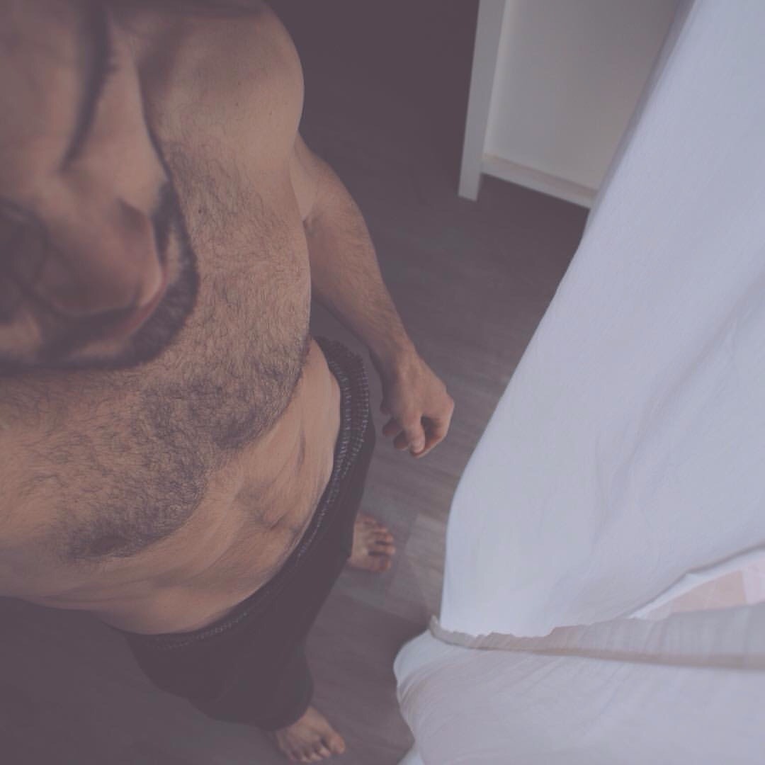 tabloidheat101:  http://instagram.com/dario_dacci