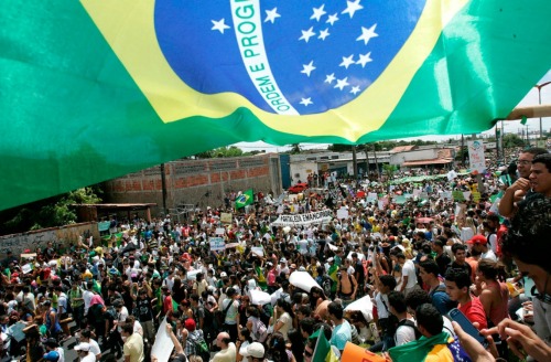 eumenti:  Manifestações em Fortaleza.  porn pictures