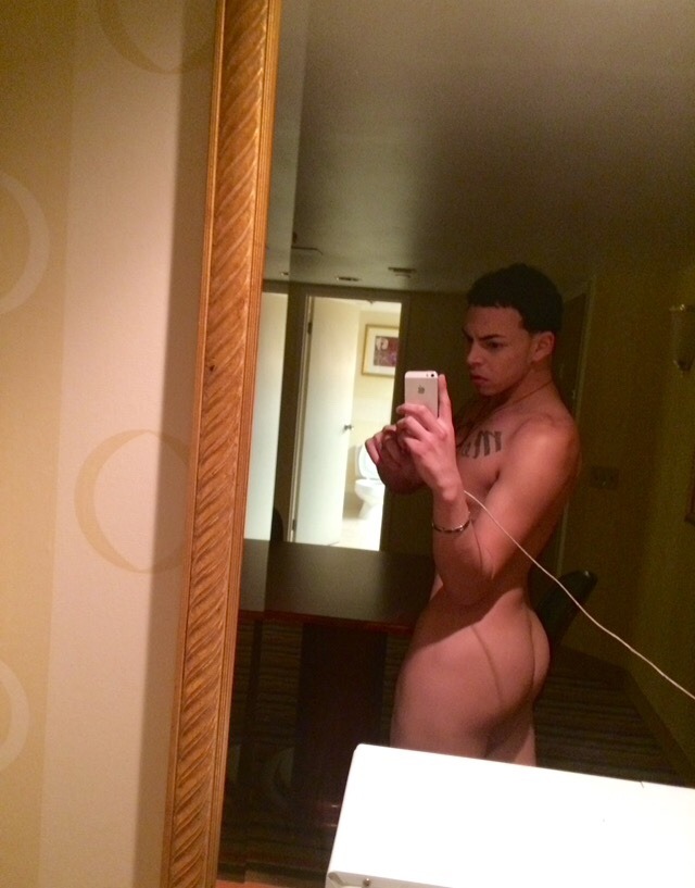 letsbeseriousokay:  Xx