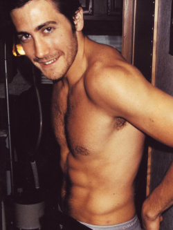 givemeaceleb:  Jake Gyllenhaal