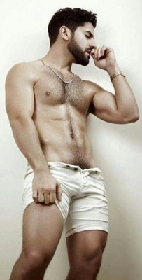 completelyfine:  Over 31,000 Completely Fine Followers.  Thank you for being one!  http://completelyfine.tumblr.com/ 