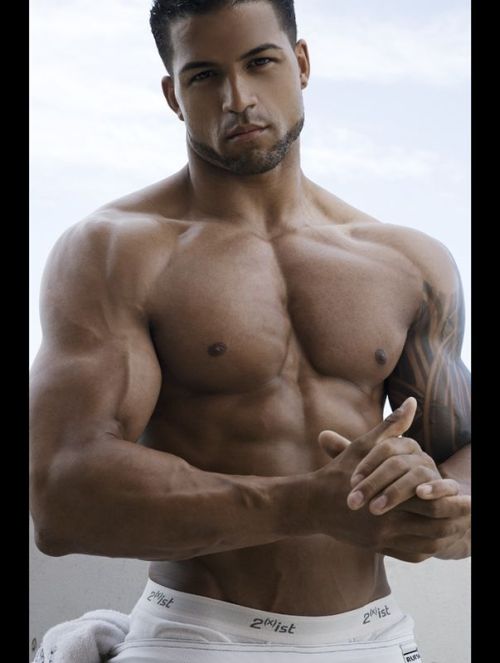 cauldronofmen:  Muscle Stud #40 Ryan Cole Blog » http://cauldronofmen.blogspot.com/ 