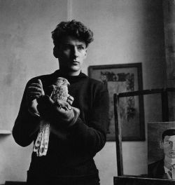 2000-lightyearsfromhome:  Lucian Freud, 25