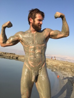 gosam26:Colby Keller