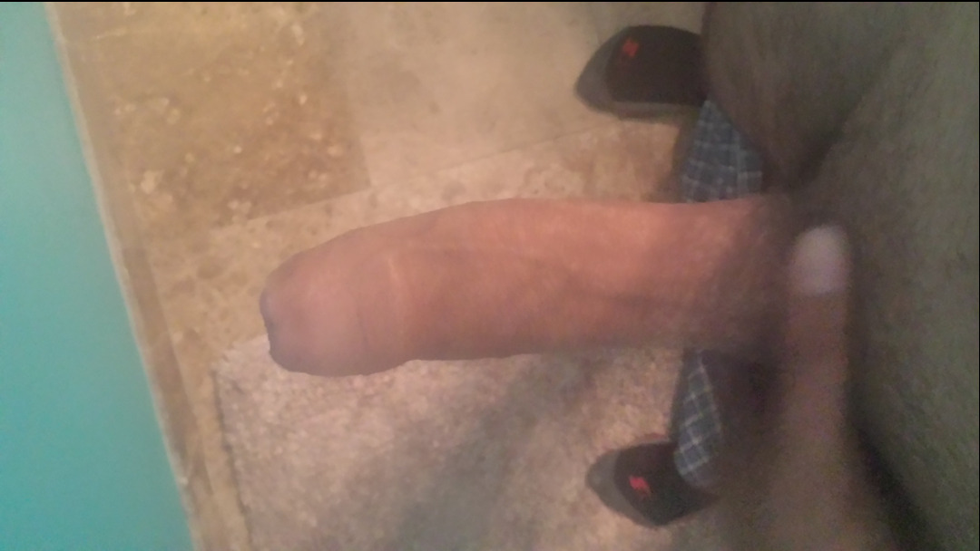  Thanks Pedro for the hot pics!  Please send more.  You guys can hit him up at: