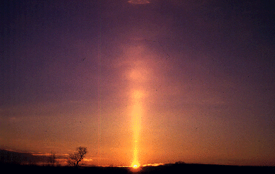 sixpenceee:  A sun pillar is a vertical shaft of light extending upward or downward