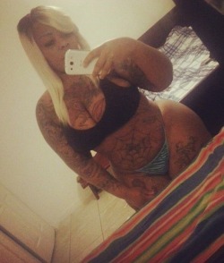 goldieloc:  found some more of her thick and tatted 