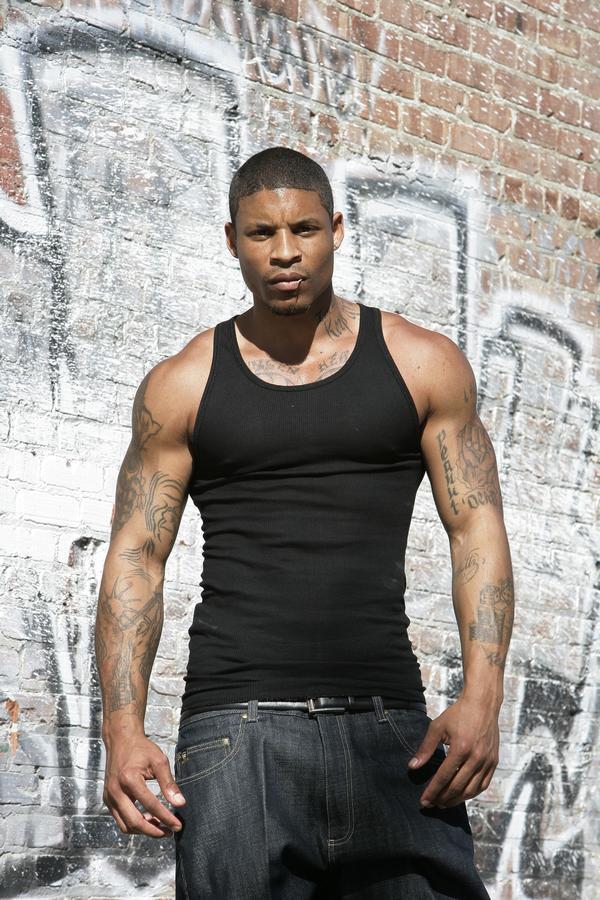 goodbussy:  J. Hustle is so fucking sexy