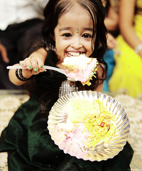 fionagoddess:  Happy Birthday, Jyoti Amge (December 16, 1993) 