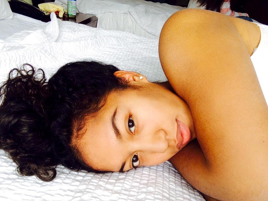 blackgirlsreverything:  FACE OF THE WEEK:http://khinnwe35.tumblr.com/